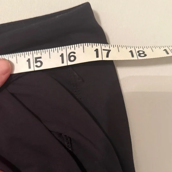 GUC - Lululemon Black Pants - Picture 3 of 8